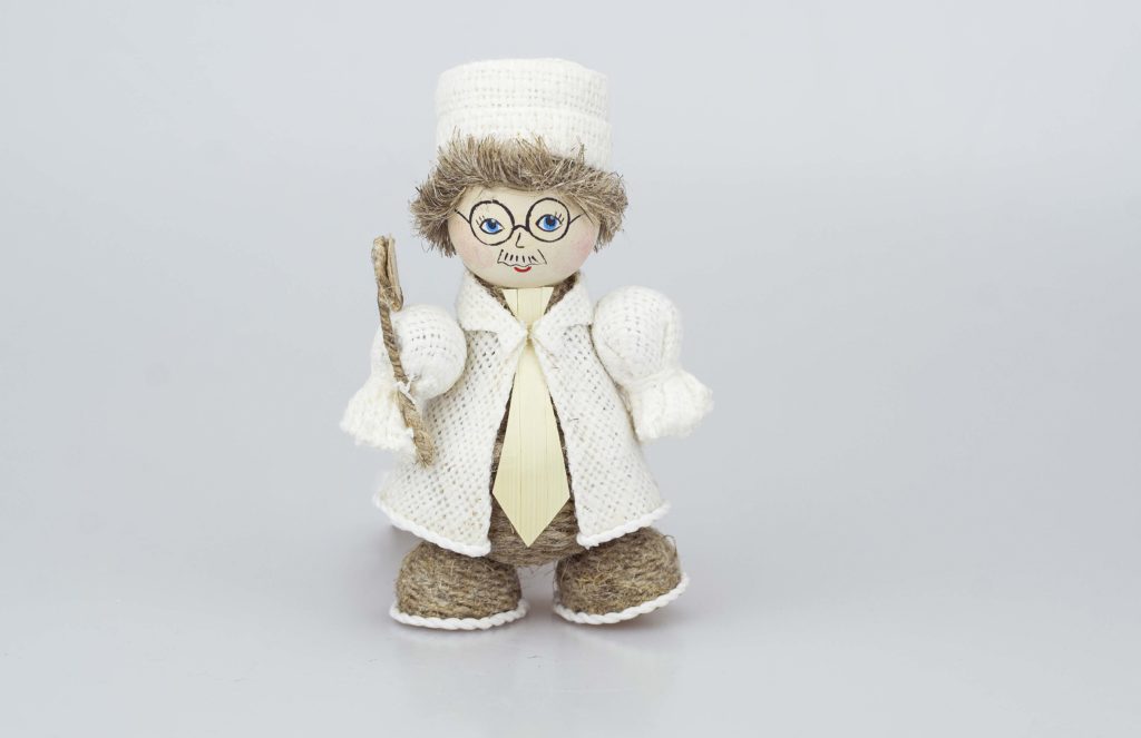Сувенир-кукла “Доктор” рис. 119-19
