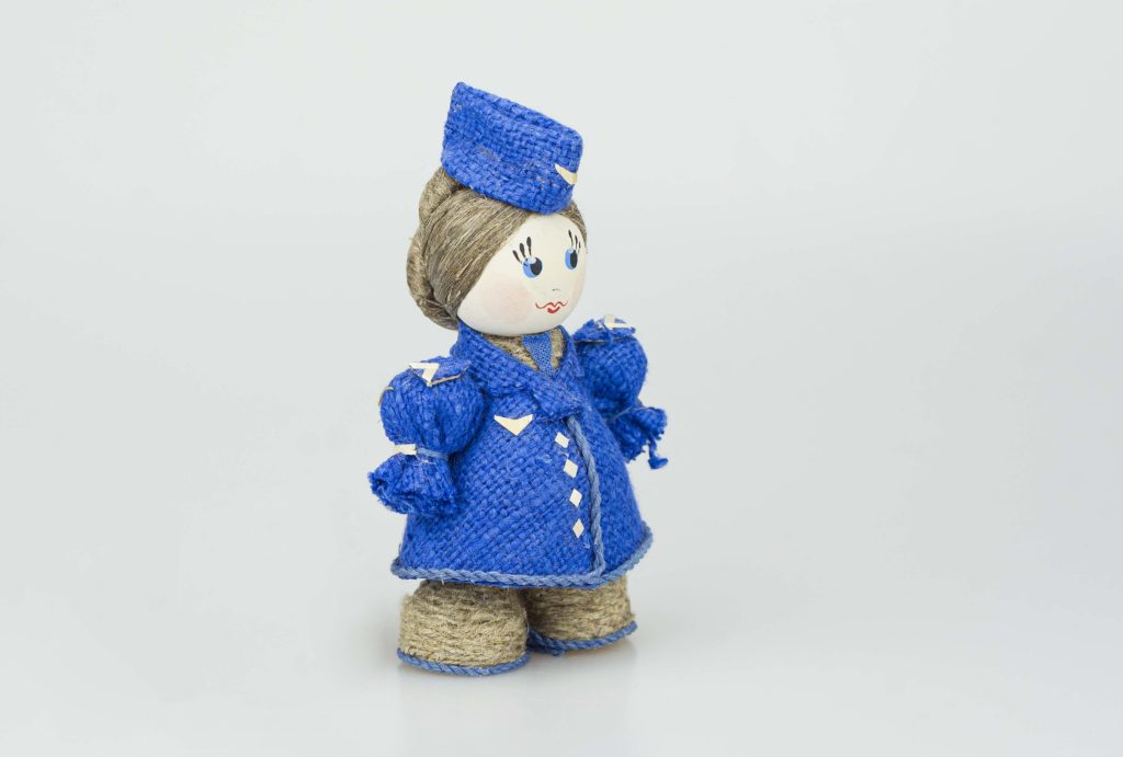 Сувенир-кукла “Стюардесса” рис. 61-20