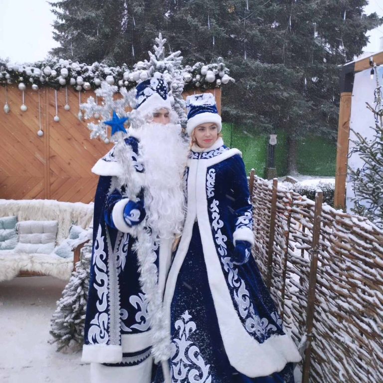 Костюмы сценические и карнавальные